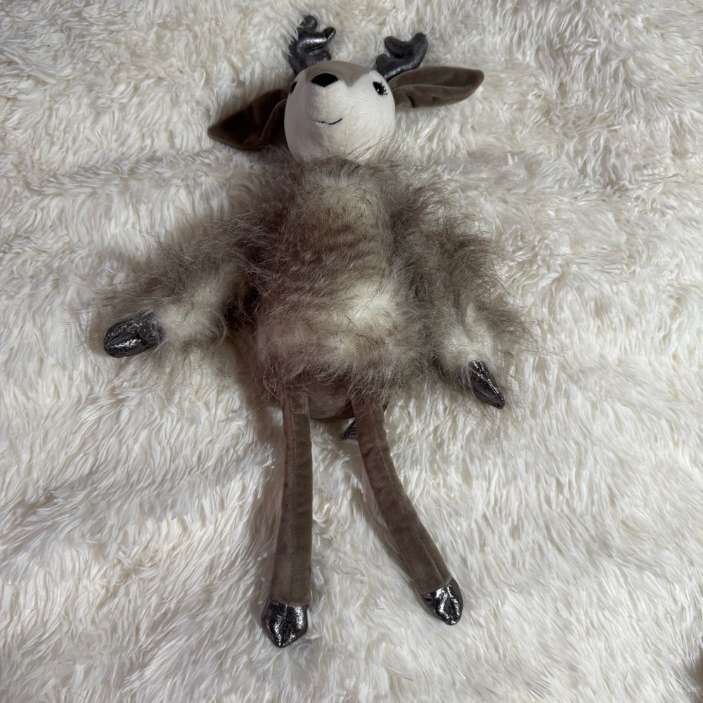 Jellycat Robyn Reindeer Plush in Brown and Cream